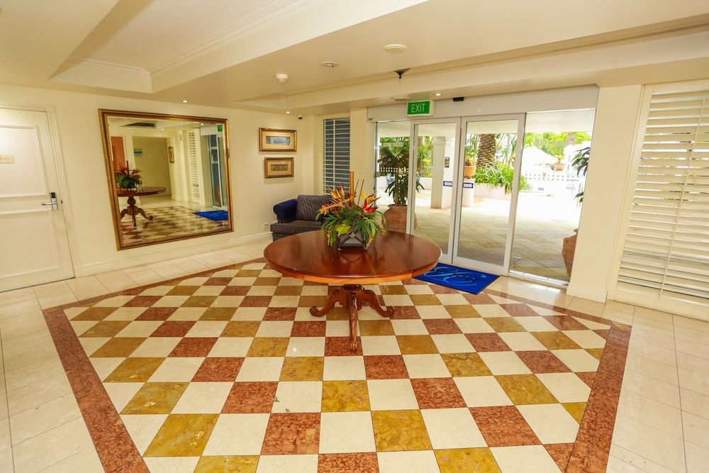 Bel Air on Broadbeach 3 Bel Air on Broadbeach 3