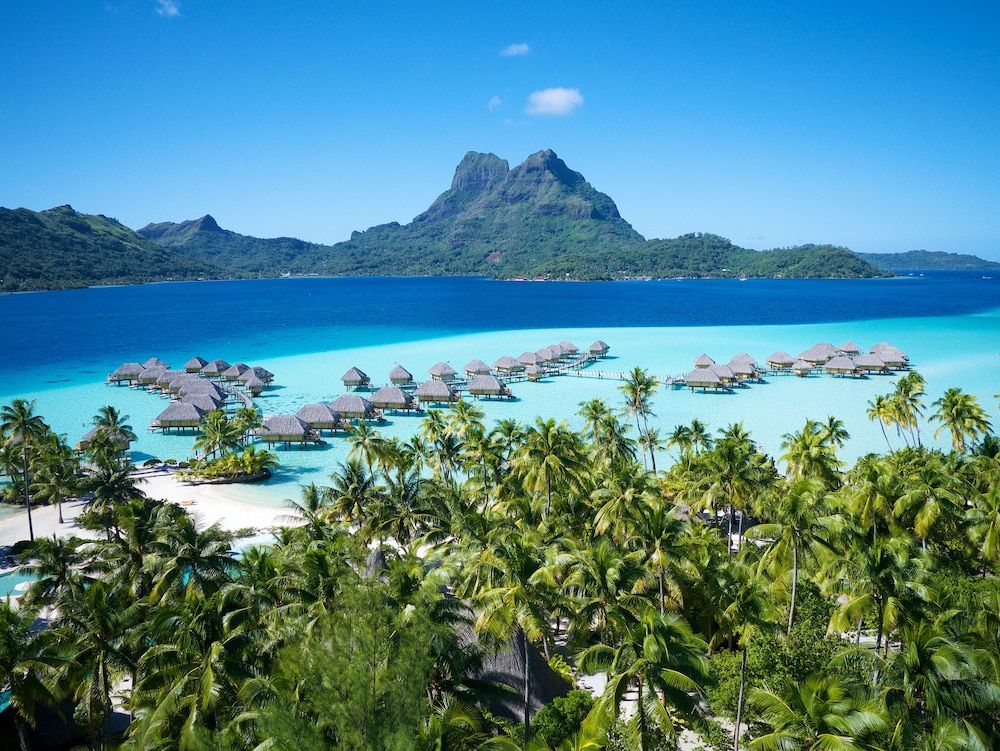 Bora Bora Pearl Beach Resort and Spa 1