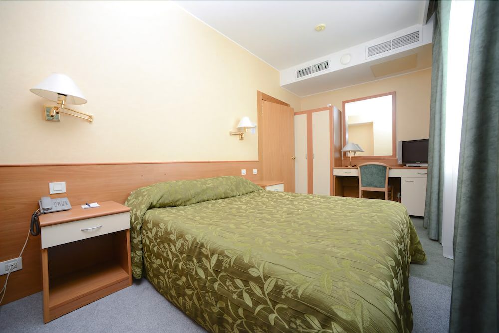 Domodedovo AirHotel 3