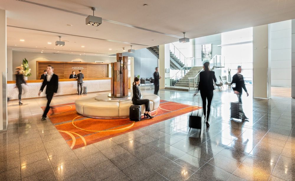 PARKROYAL Melbourne Airport 3