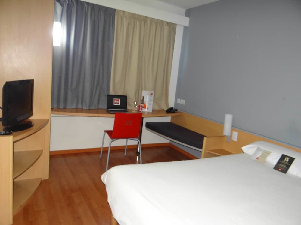 ibis Mendoza 3