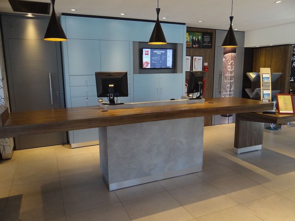 ibis Mendoza 2