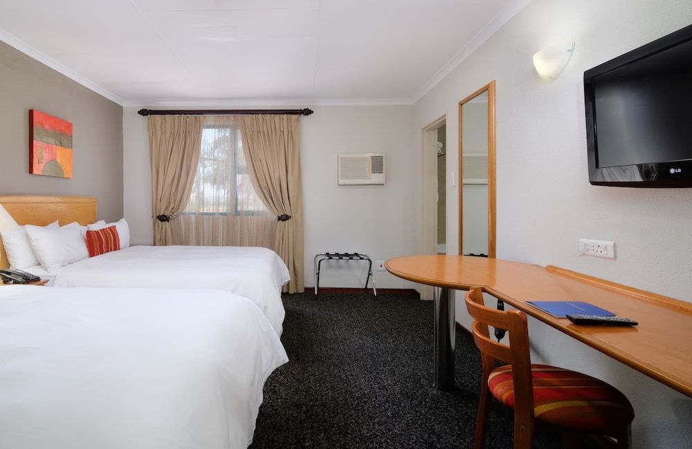 Protea Hotel by Marriott Polokwane Landmark 3