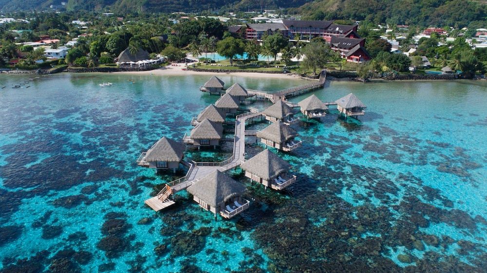 Tahiti Ia Ora Beach Resort - Managed by Sofitel