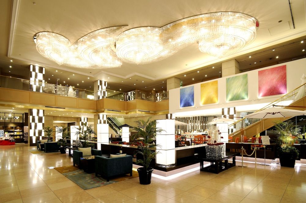 JR Hotel Clement Tokushima 2