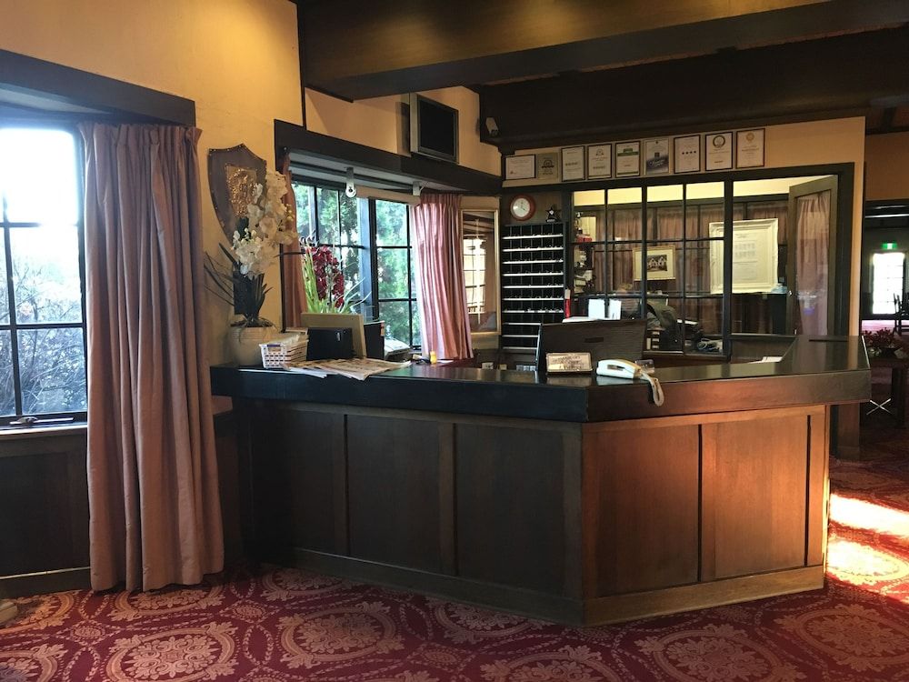 Albury Manor House 2