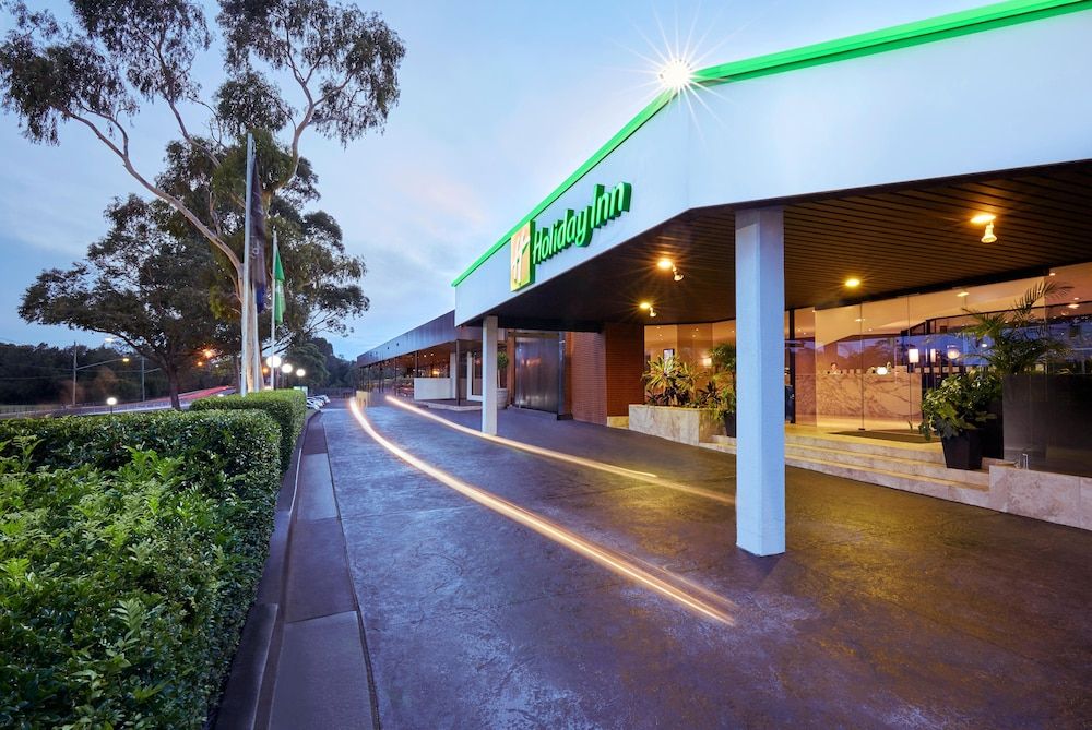 Holiday Inn Warwick Farm