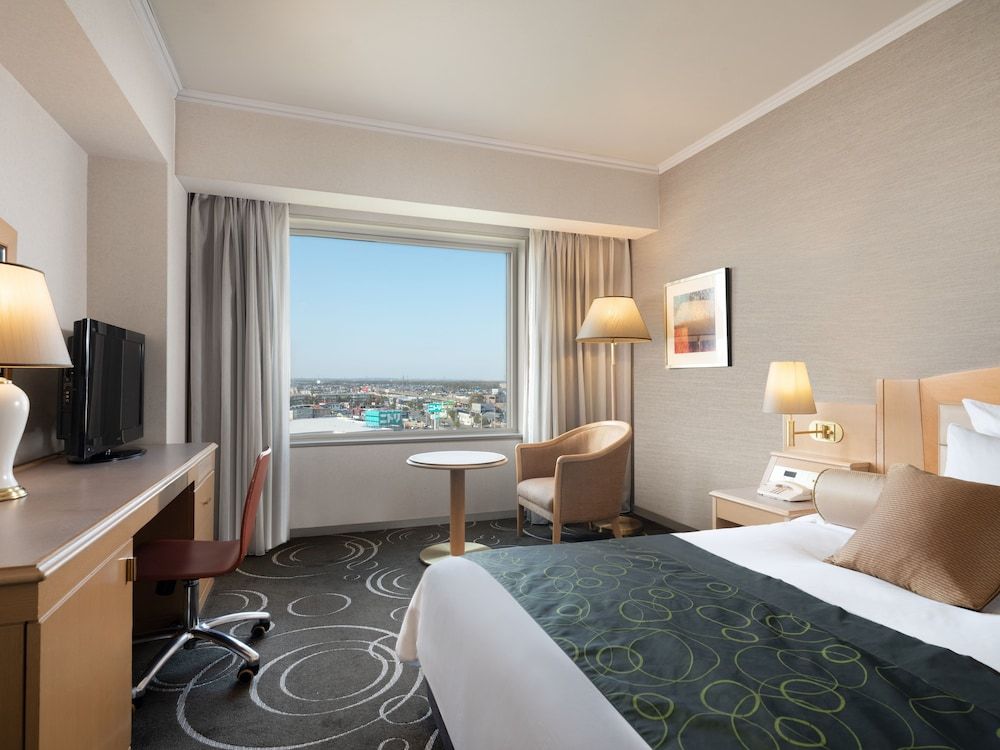 Ana Crowne Plaza Chitose 3