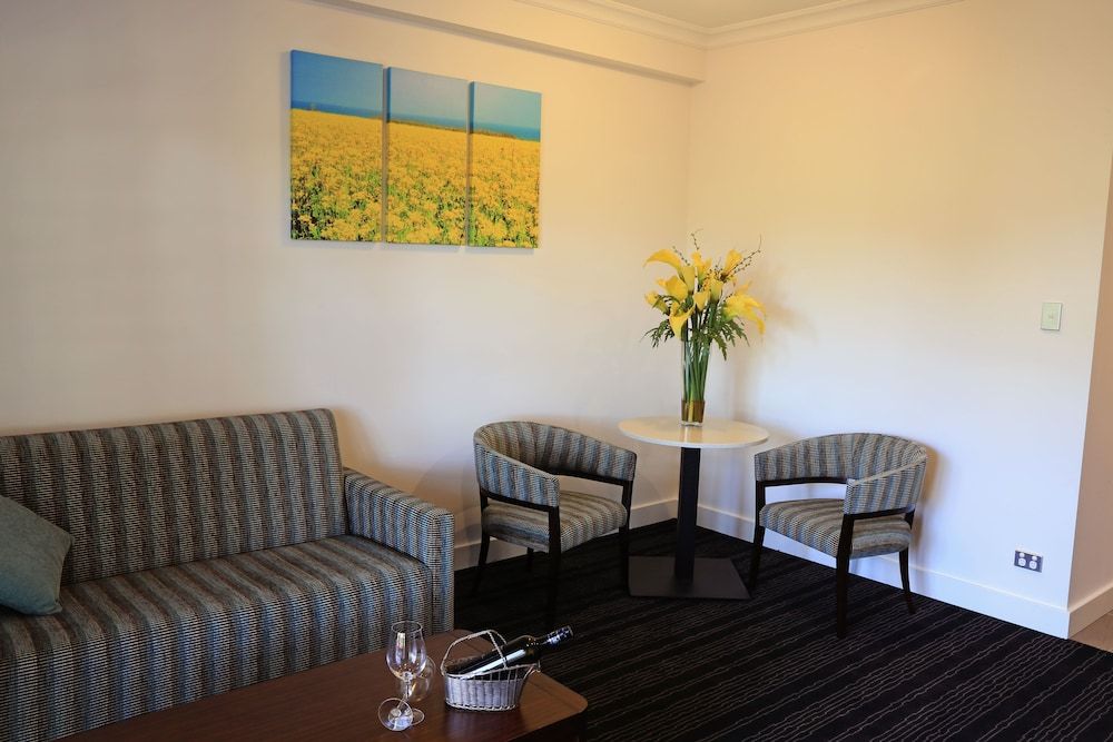 Novotel Swan Valley Vines Resort 3