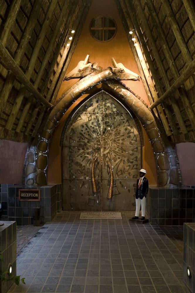 Misty Hills Country Hotel 2