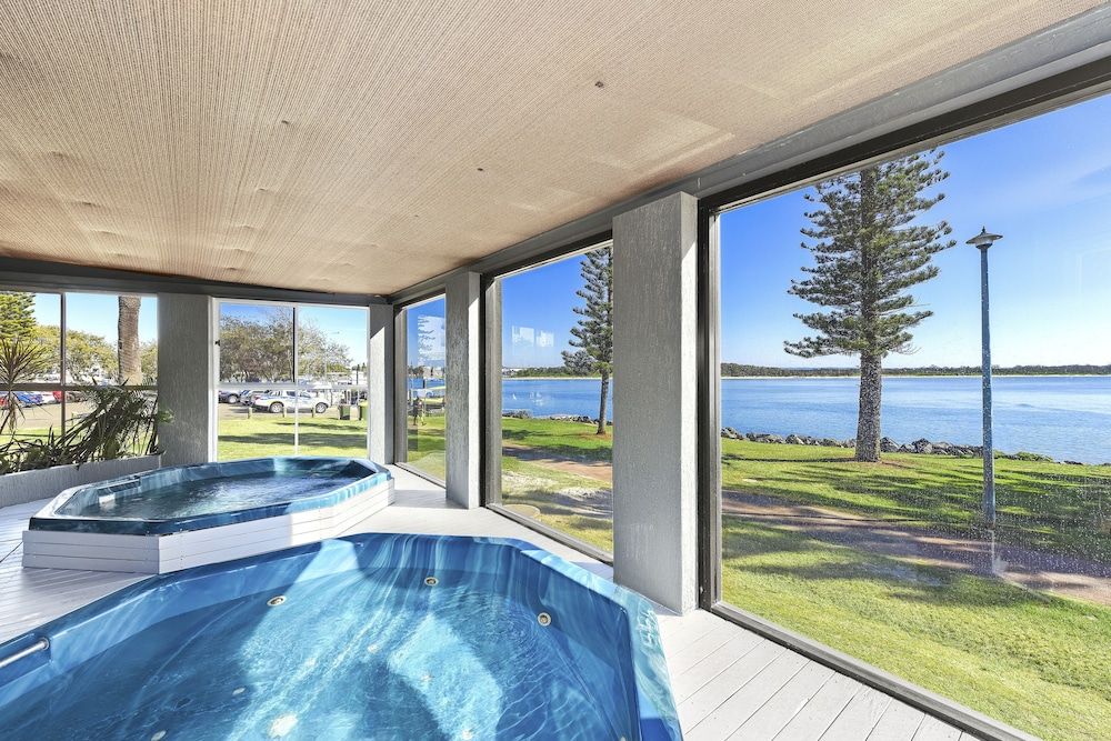 THE MID PACIFIC -1 estrellas en Port Macquarie