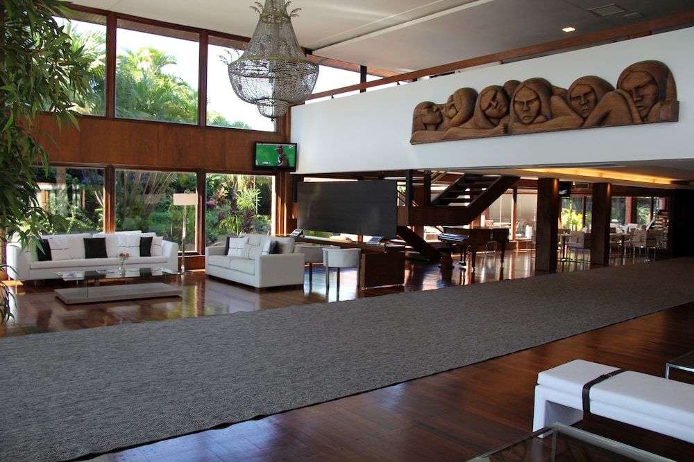 Resort Yacht y Golf Club Paraguayo 2