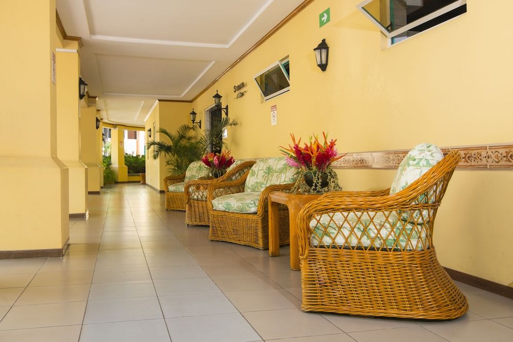 Apartotel & Suites Villas del Rio 2