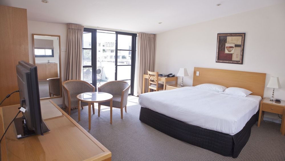 The Savoy Double Bay Hotel 3