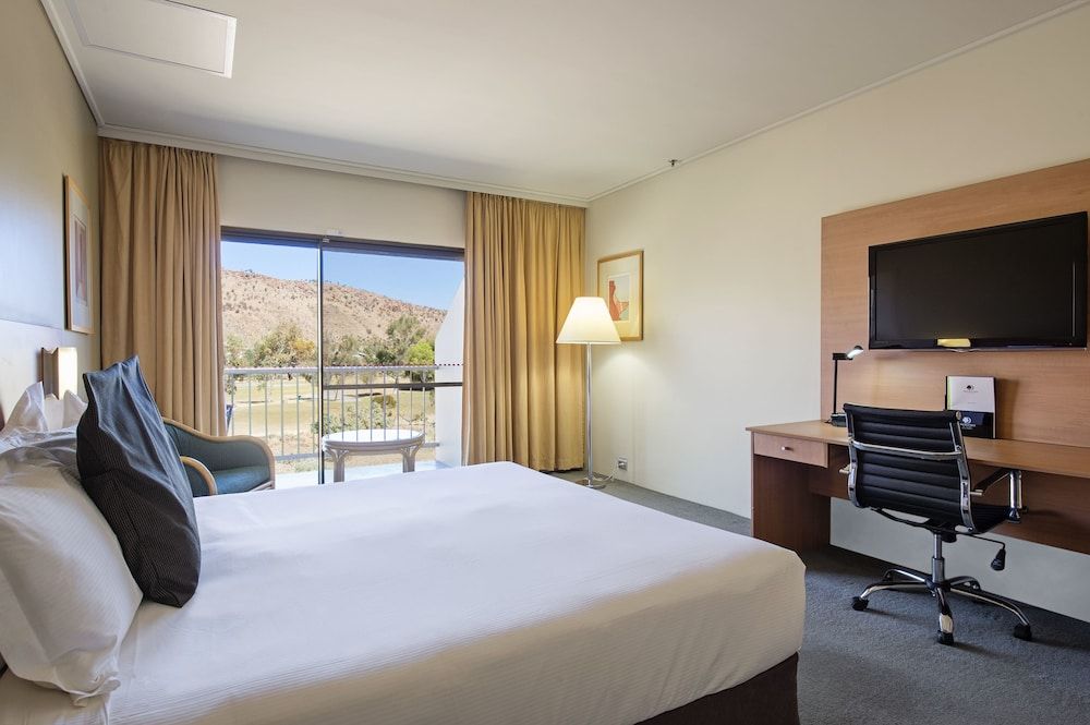 DoubleTree by Hilton Alice Springs 3