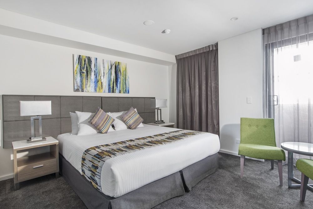 Metro Hotel Perth 3
