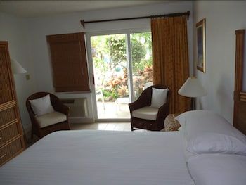 Sibonné Beach Hotel 3