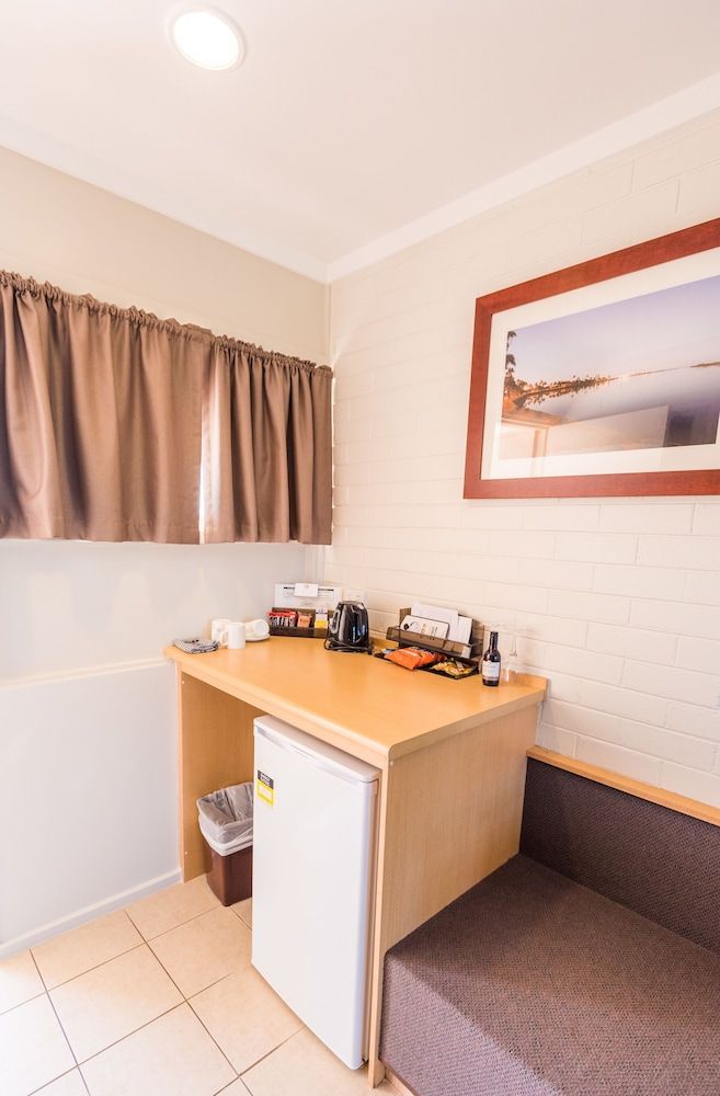SureStay Collection by Best Western Hospitality Carnarvon 3