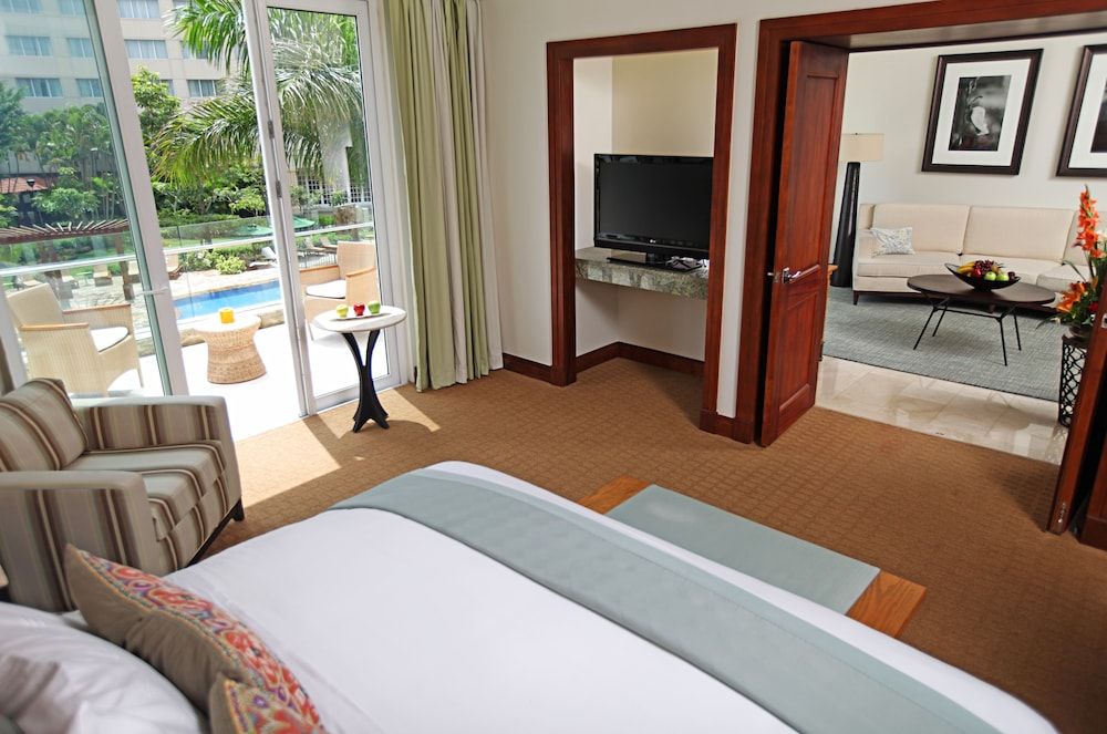 Real InterContinental Costa Rica at Multiplaza Mall 2