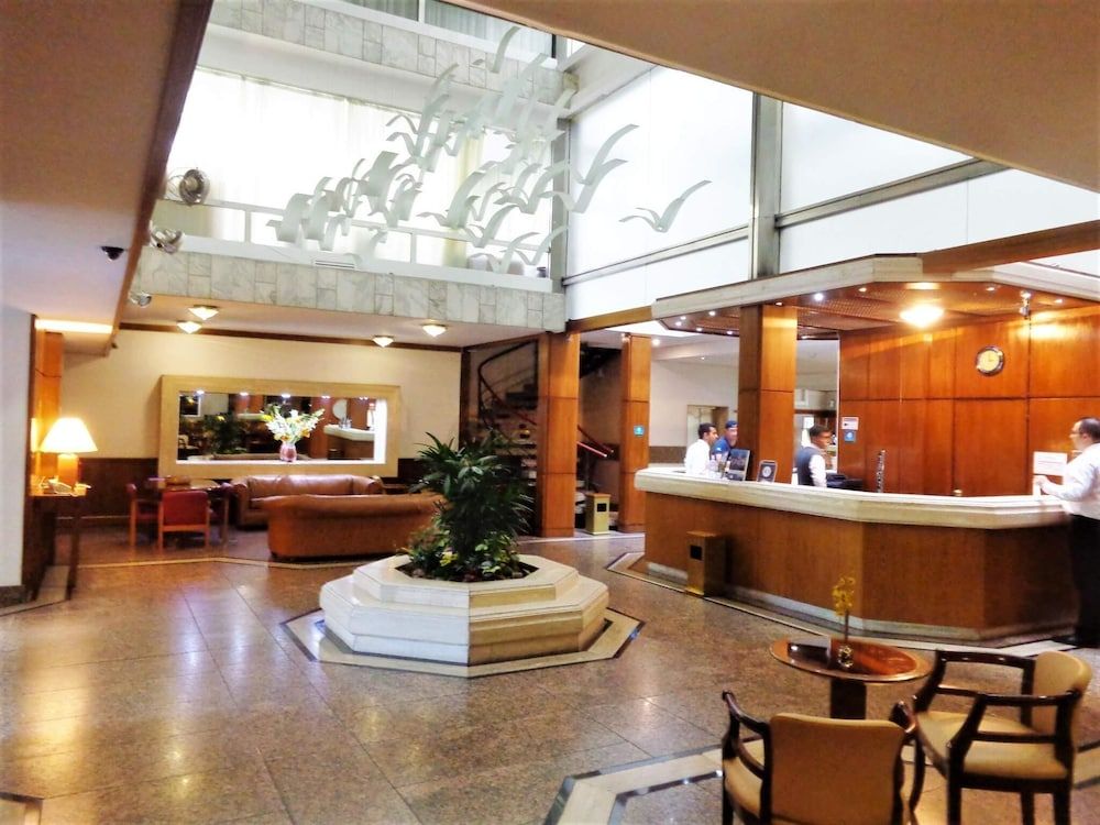 Balmoral Plaza Hotel 2