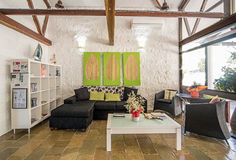 Colonial Palms Motor Inn 3