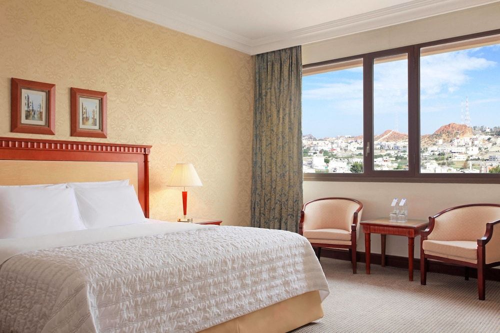 Le Méridien Al Hada 3