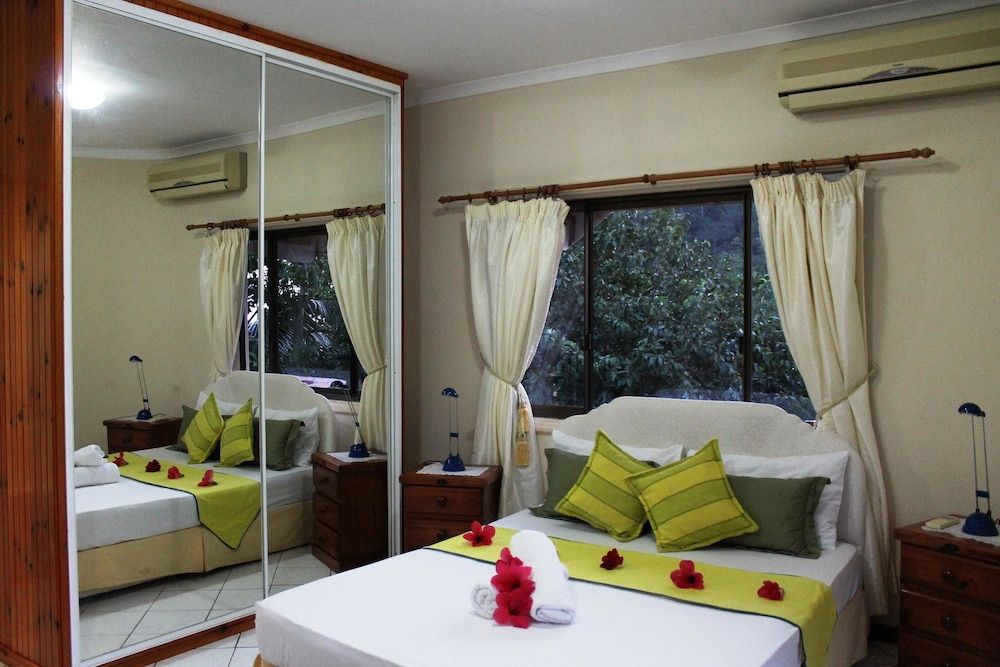 House With 5 Bedrooms in Machabee, With Pool Access, Enclosed Garden and Wifi - 400 m From the Beach 3