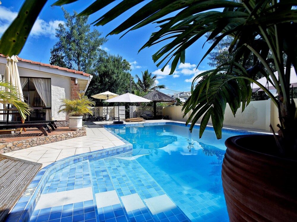 House With 5 Bedrooms in Machabee, With Pool Access, Enclosed Garden and Wifi - 400 m From the Beach 1