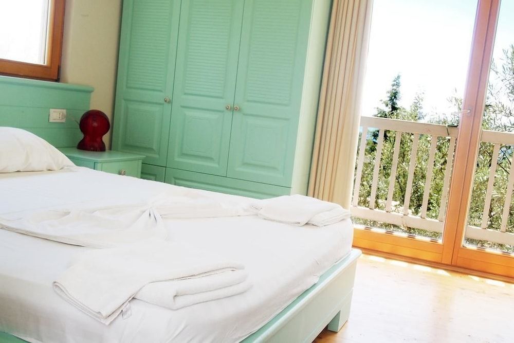 Drymades Inn Resort 3