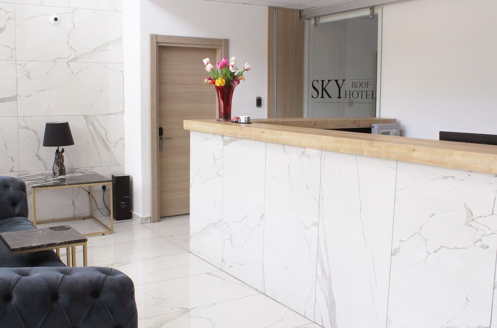 Sky Roof Hotel 2