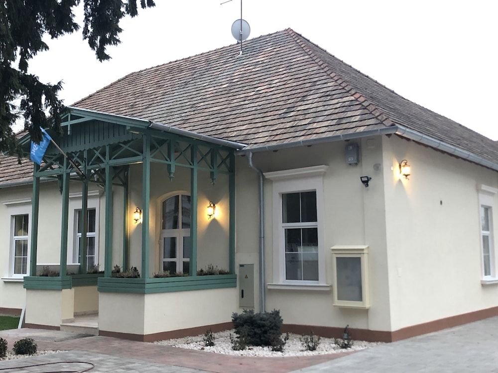 Aquasol Resort 4 estrelas em Mosonmagyaróvár