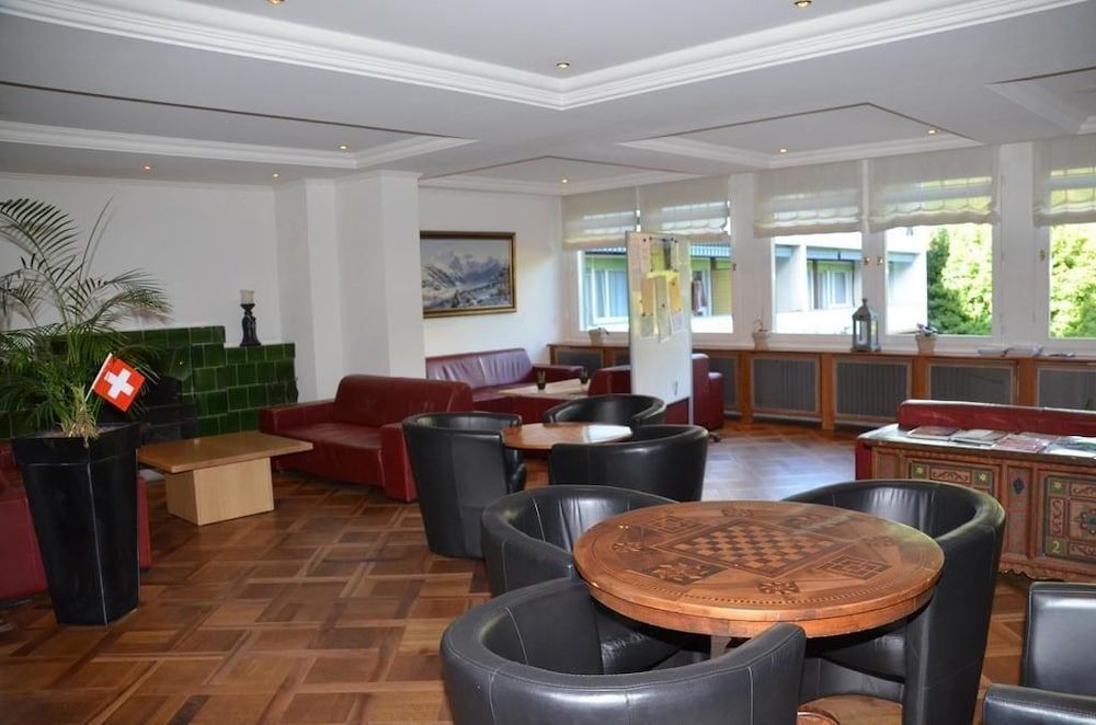 Park Hotel Bellevue Lenk 2