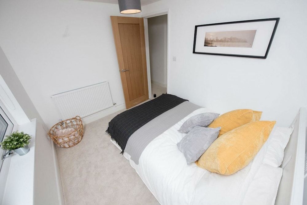 Lovely, Modern 2 Bed Apartment in Central Cardiff 3