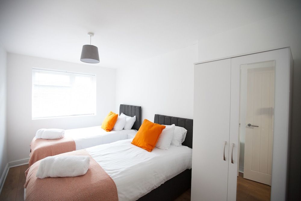 Bellevue Apartments 3