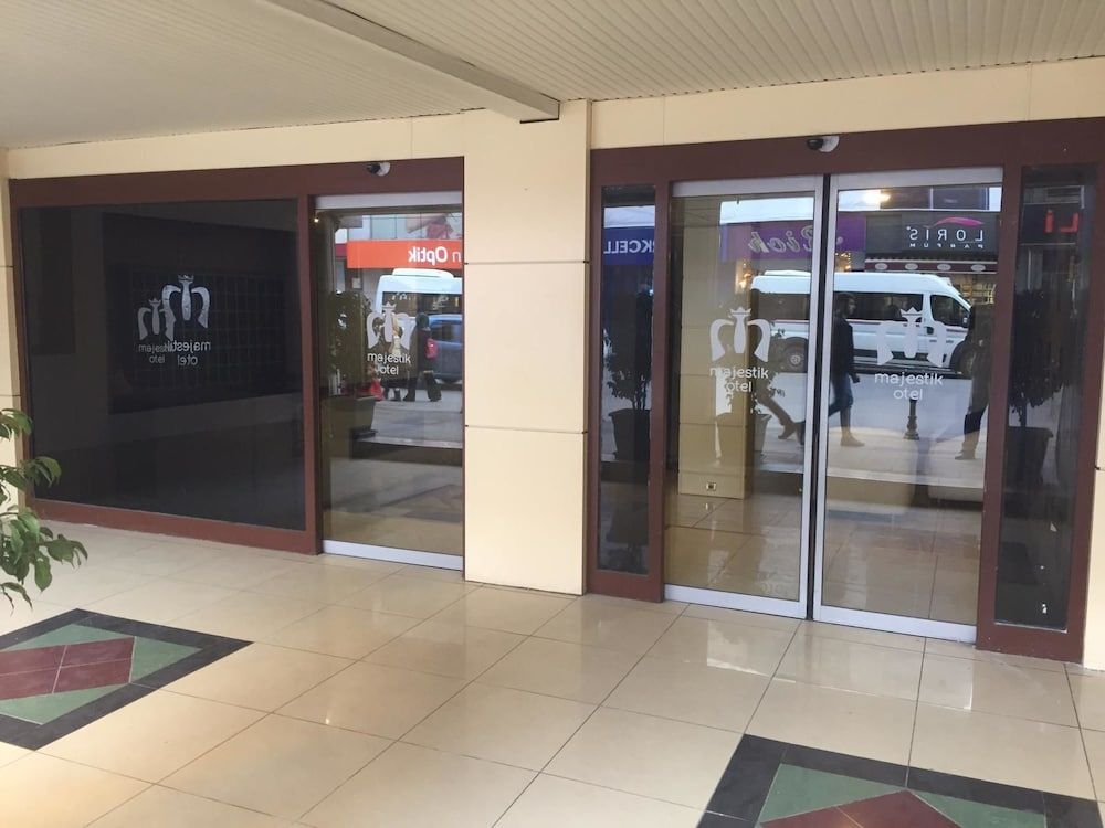 Majestik Otel 3