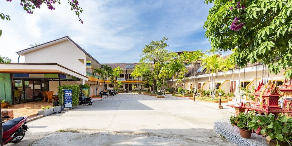 The Coconut Resort 2