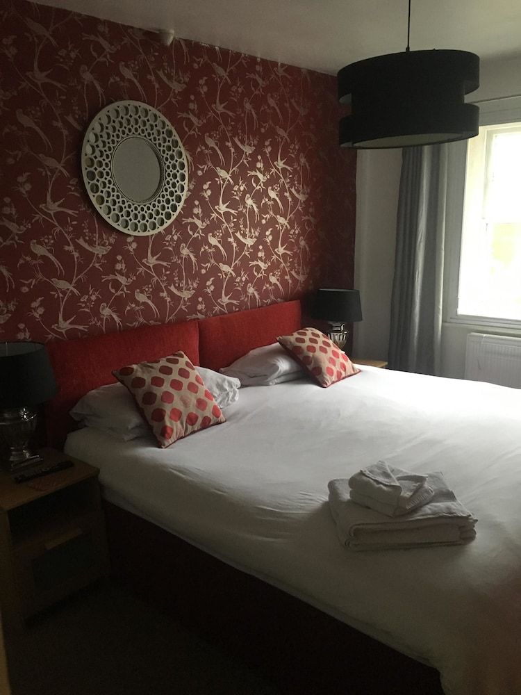 The Crown Inn - By Blunt Bars -1 estrellas en Bristol