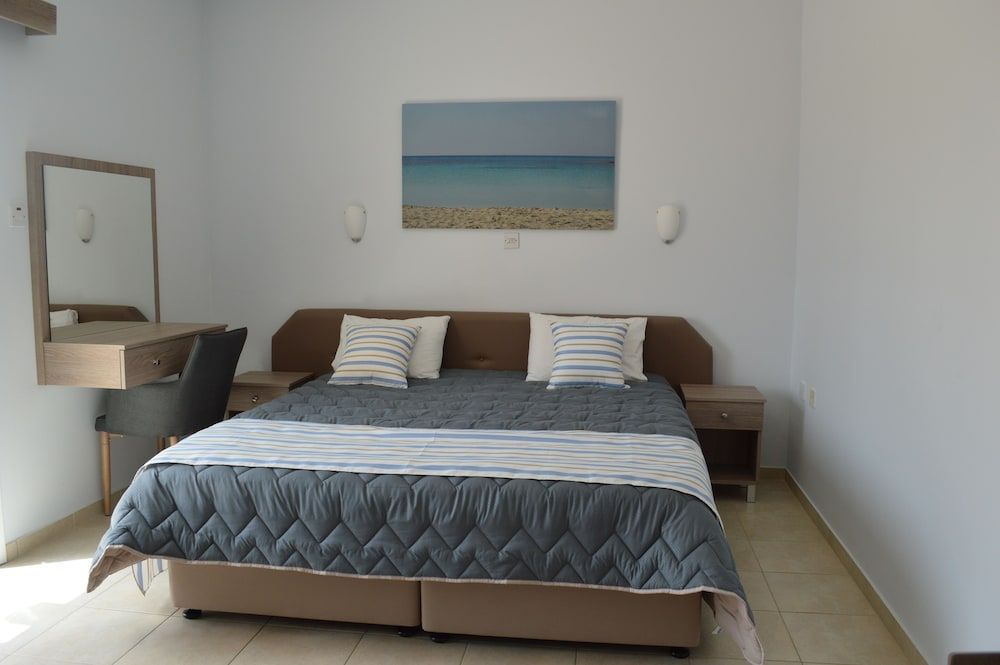 Millie's Apartments 3