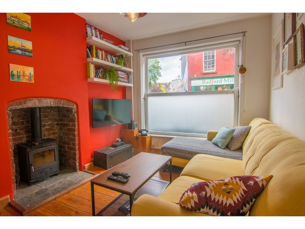 Charming Home in Bristol's Creative Area 1