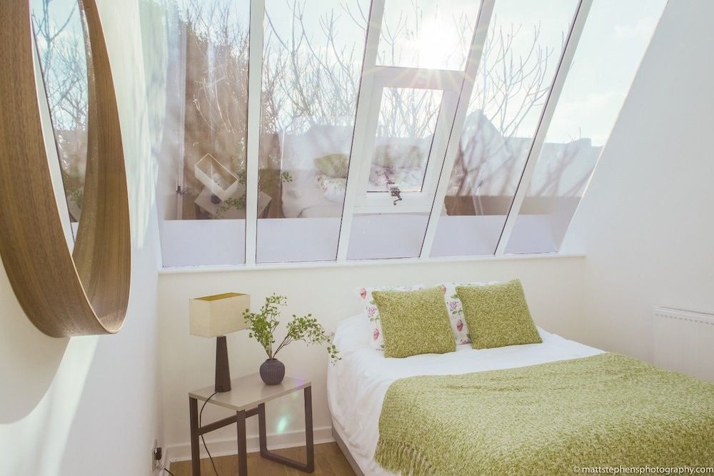 Beautiful, Bright 2BR Flat for 4 Central Brighton 3