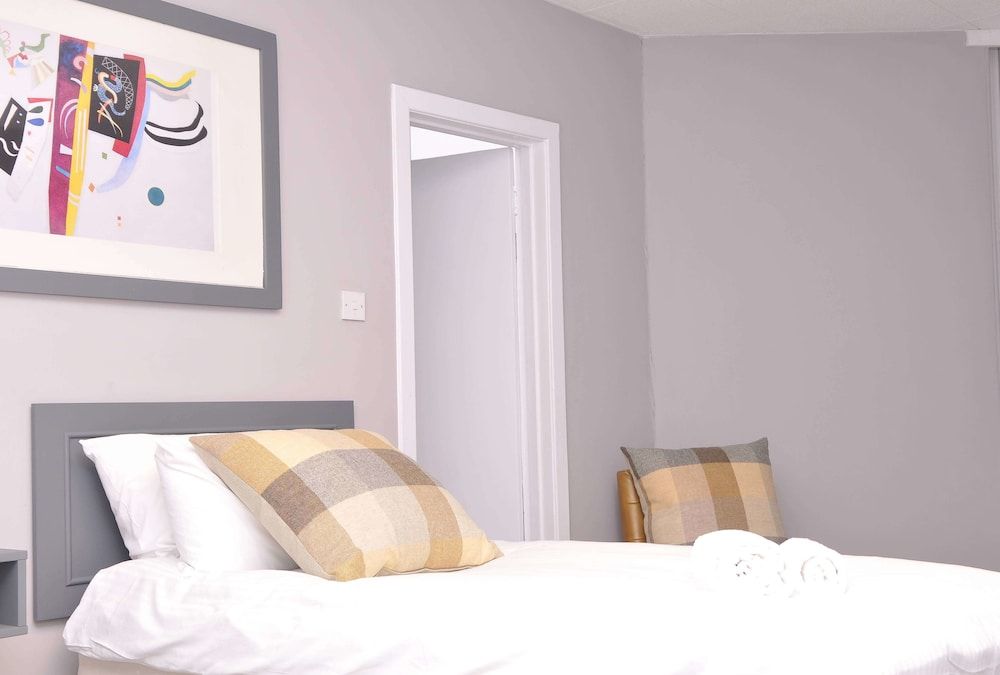 Citi Hotel Aberdeen 3