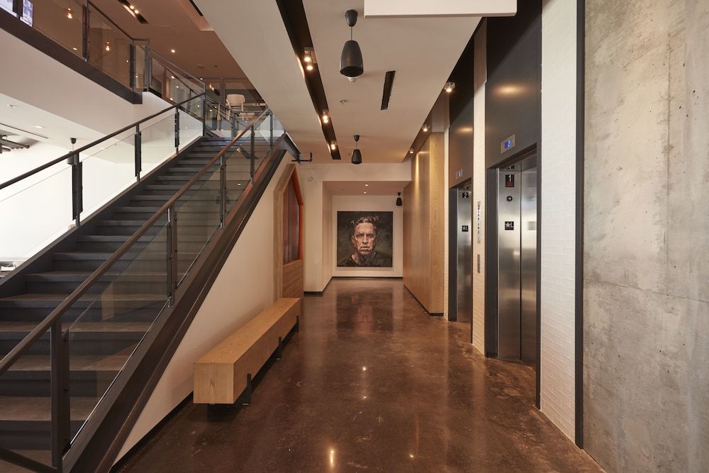 Alt Hotel Calgary East Village 2