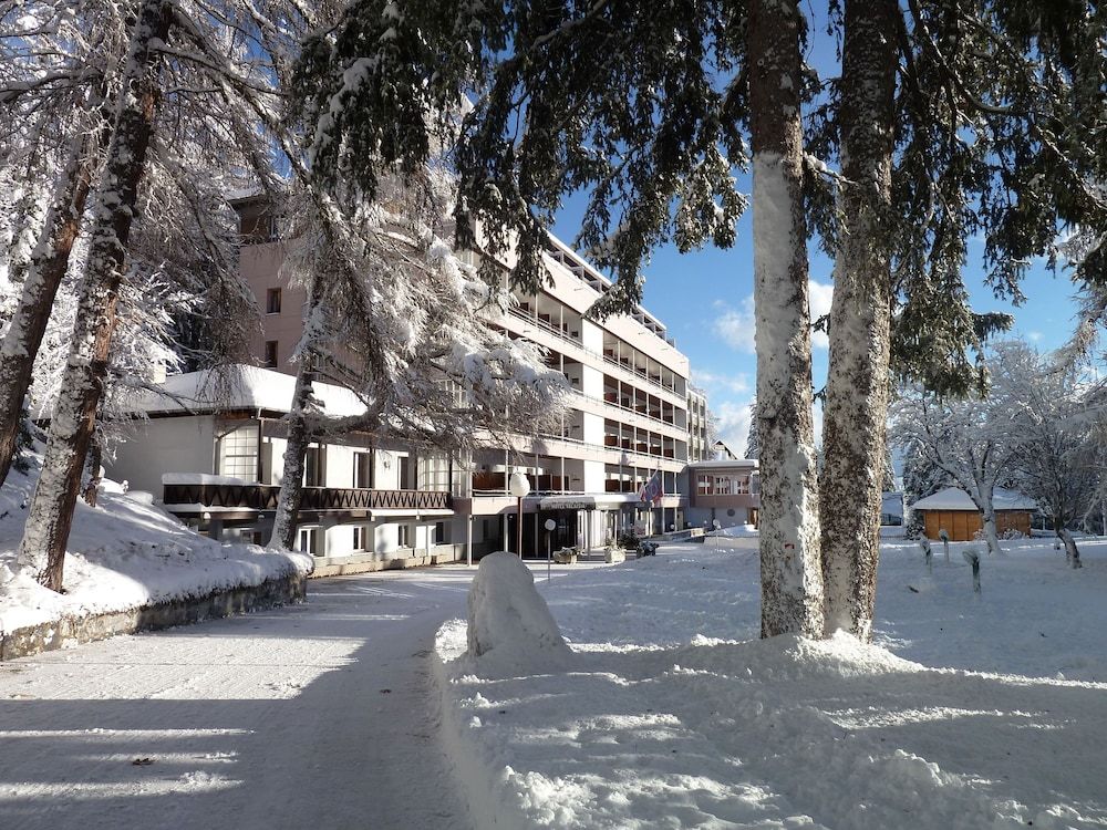 Alpine Dependance by Arenas Resort Valaisia 4 estrelas em Crans-Montana
