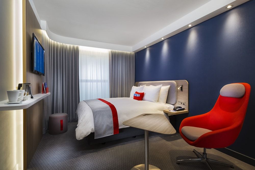 Holiday Inn Express Birmingham - City Centre 2 Holiday Inn Express Birmingham - City Centre 2
