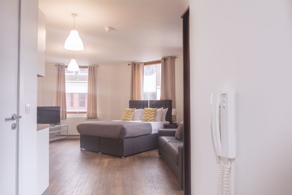 Dream Apartments Moorfields 3