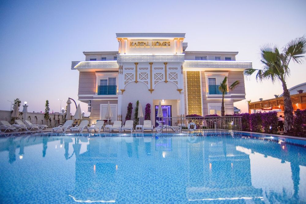 Happy Family Apart 1