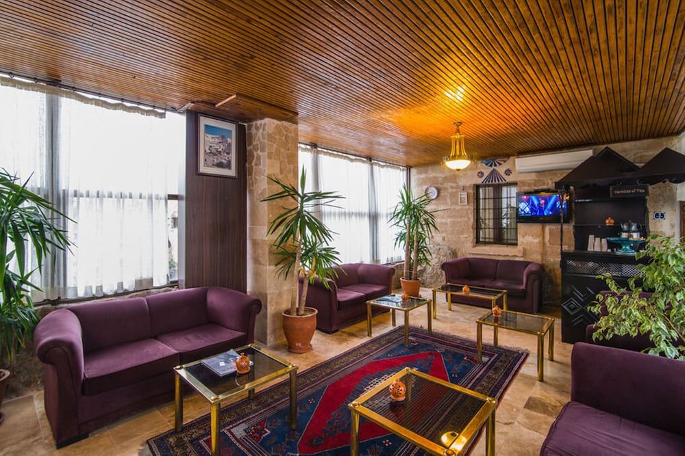 Ascension Cave Suites 3