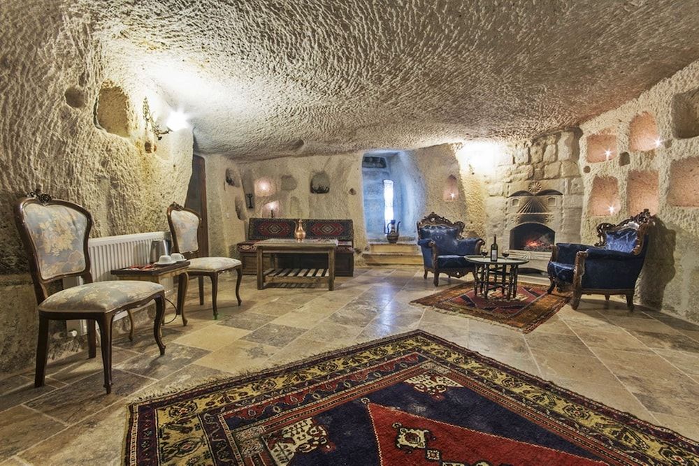 Antique Terrace Hotel 2