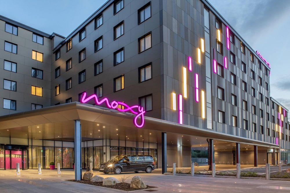 MOXY London Heathrow Airport 4 estrelas em Hounslow