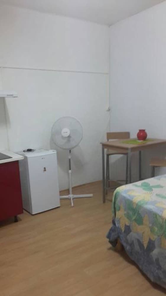 Studio in Fort-de-france, With Furnished Balcony and Wifi - 500 m From the Beach 3